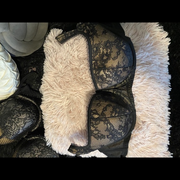 Bundle bras beautiful lace over black all 3. - Picture 3 of 16